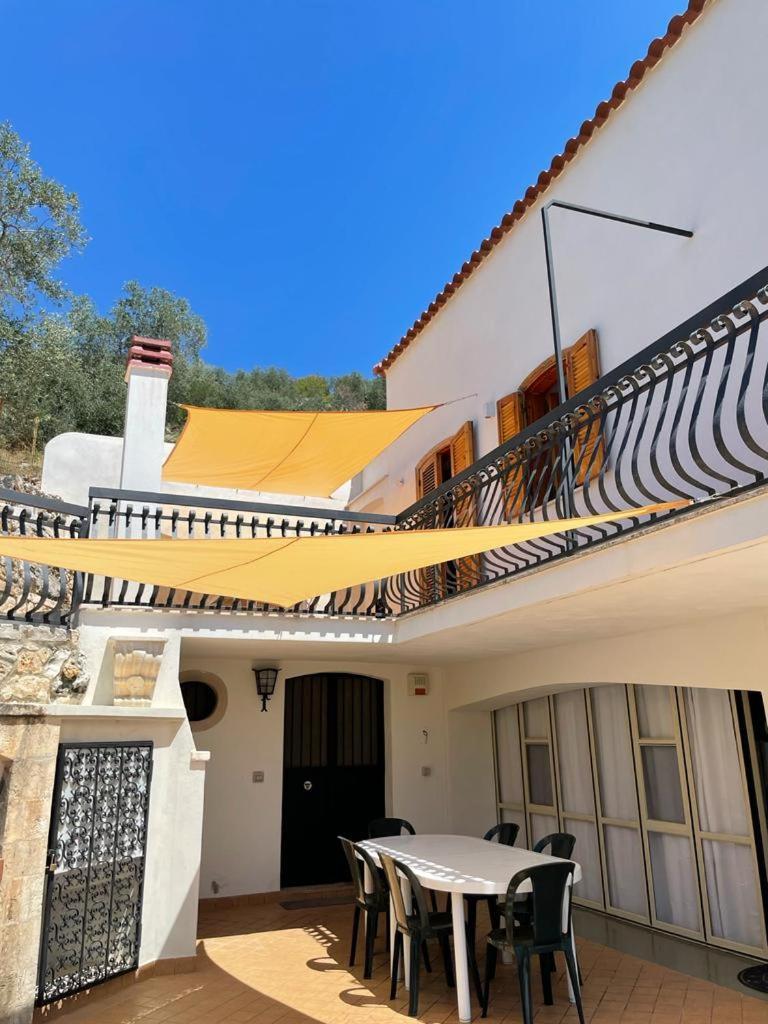 Colori Del Sud - Residence Mattinata Buitenkant foto