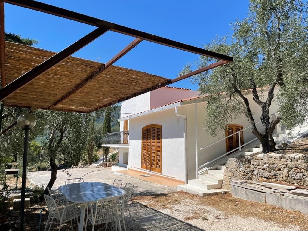 Colori Del Sud - Residence Mattinata Buitenkant foto