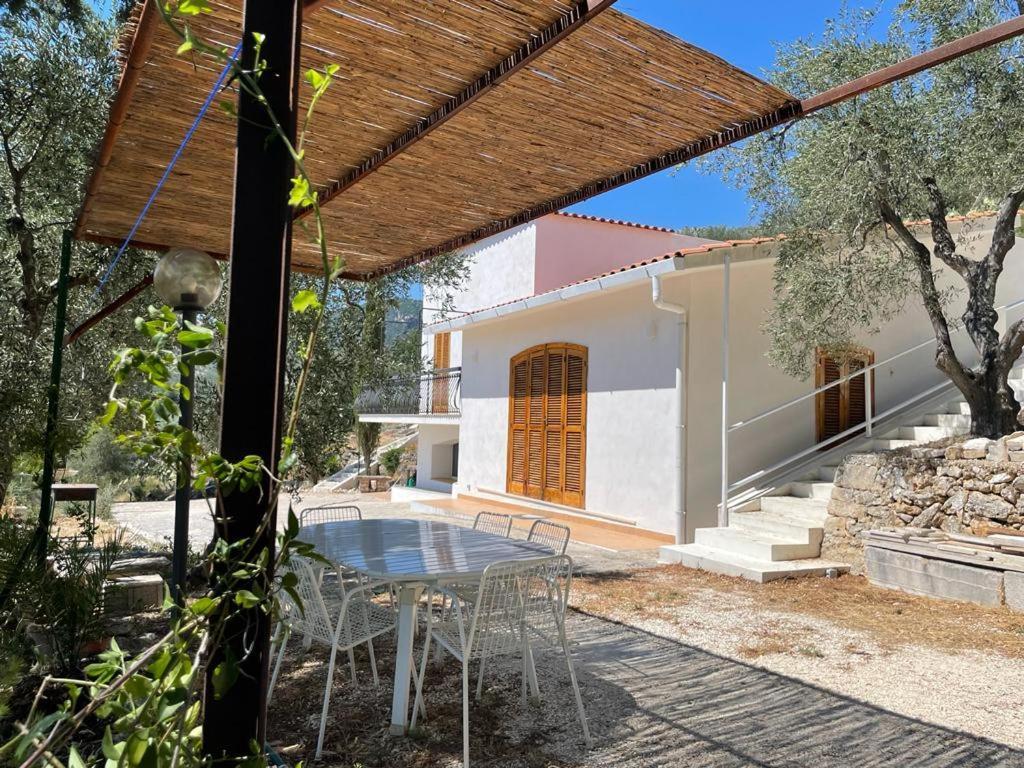 Colori Del Sud - Residence Mattinata Buitenkant foto